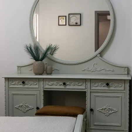 Beauty's House *